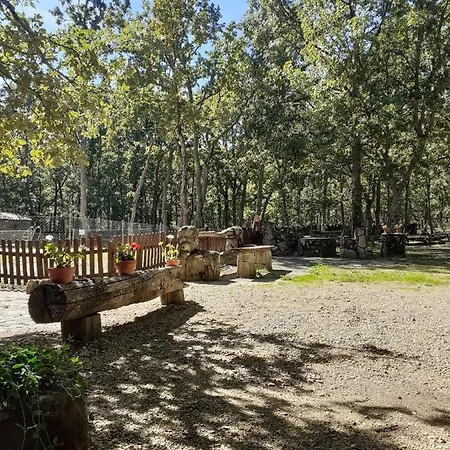 Camping Las Cavenes El Cabaco Exterior photo