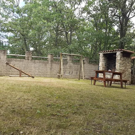 Camping Las Cavenes El Cabaco Exterior photo